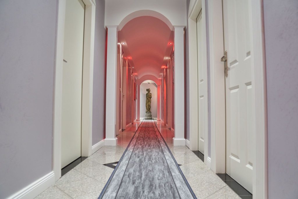 Eingang im Residenz Stundenhotel