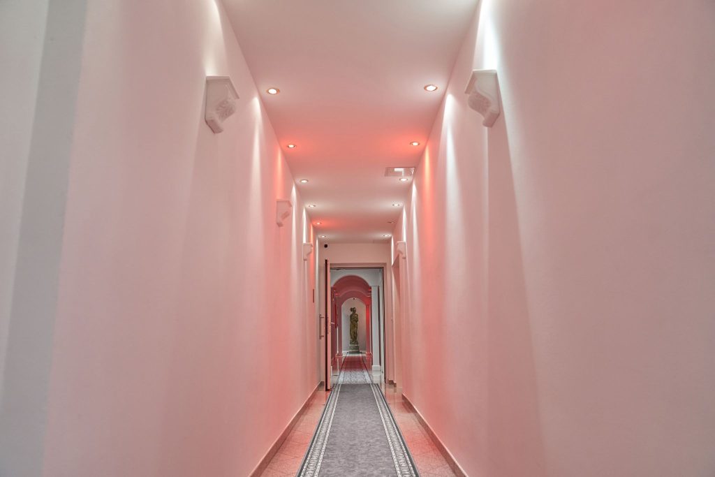 Eingang im Residenz Stundenhotel